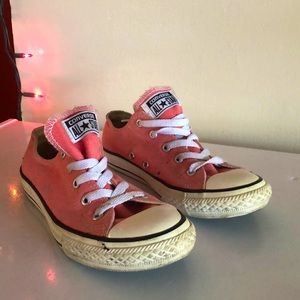 Pink converse size 3 in kids, fits 5 in women’s